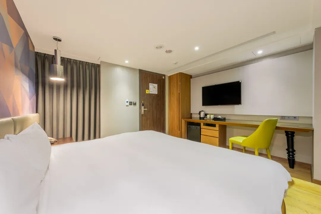 CHECK inn Taichung Wenxin Zhongqing