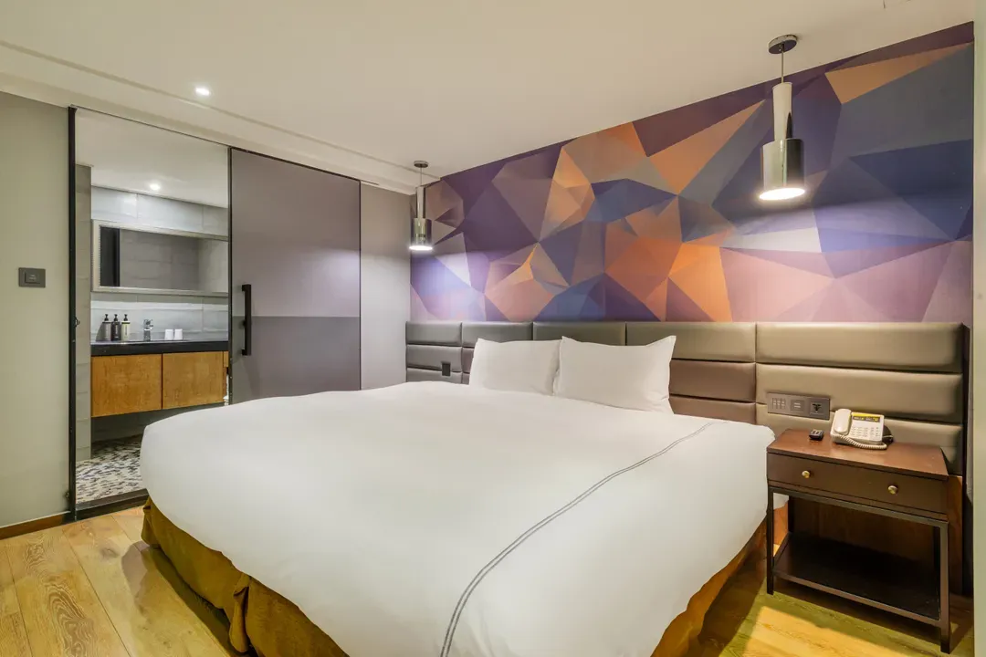 CHECK inn Taichung Wenxin Zhongqing