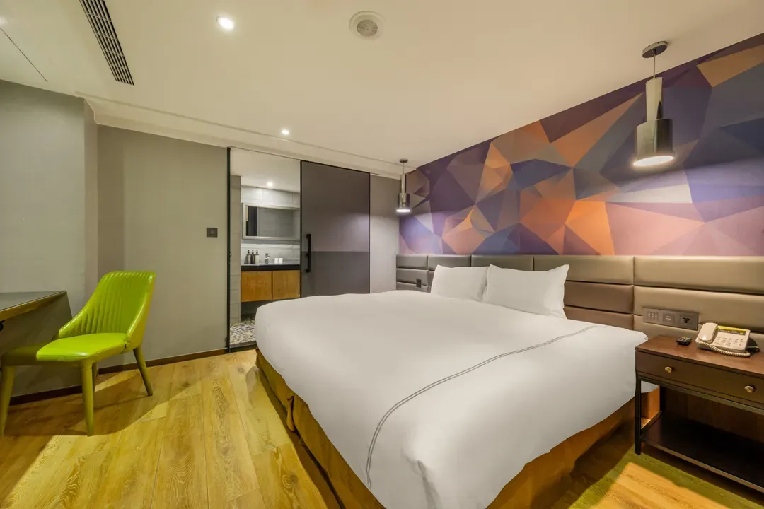 CHECK inn Taichung Wenxin Zhongqing