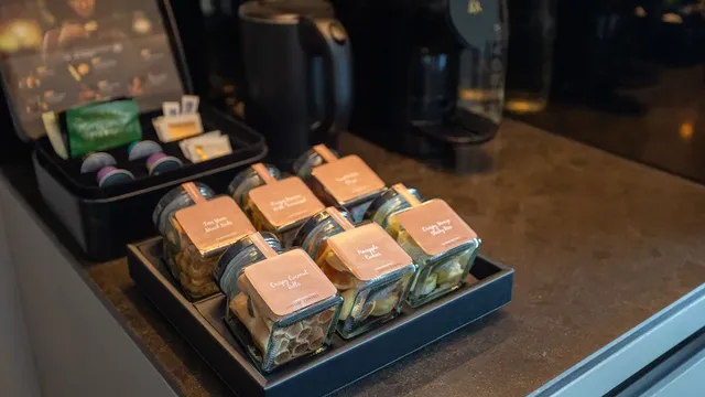 Deluxe king Room ( Room amenities)