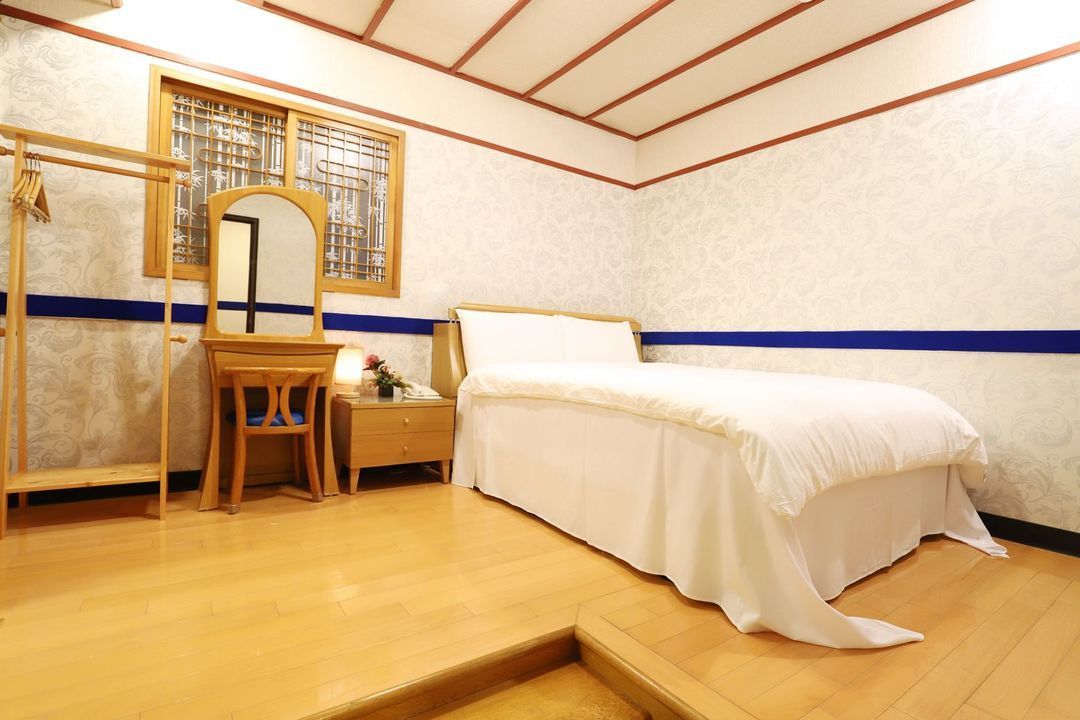 포에닉스 파빌리온 핫 스프링 호텔 Phoenix Pavilion Hot-Spring Hotel