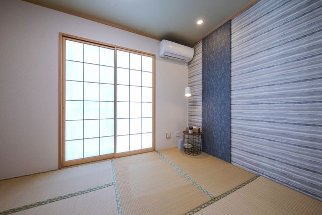 Room4