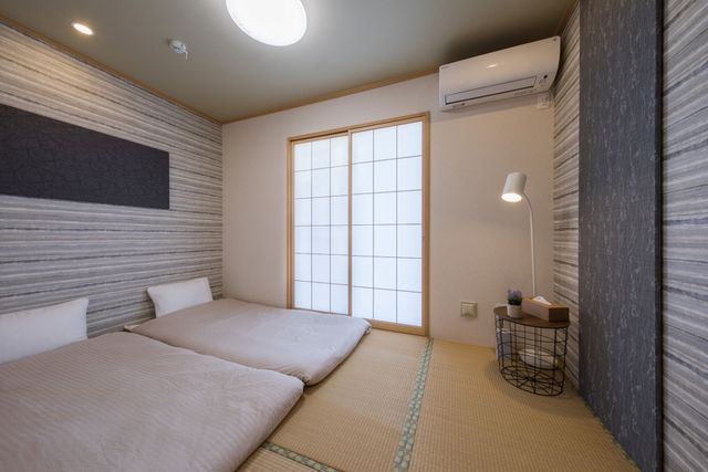 Room4