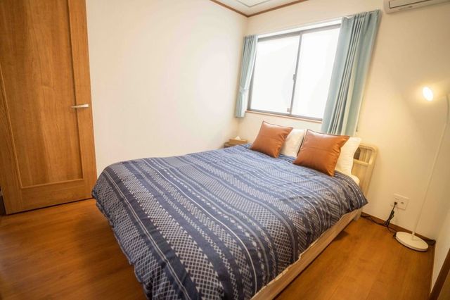 Room5