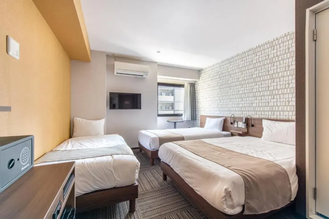 hotel sanrriott osaka hommahi