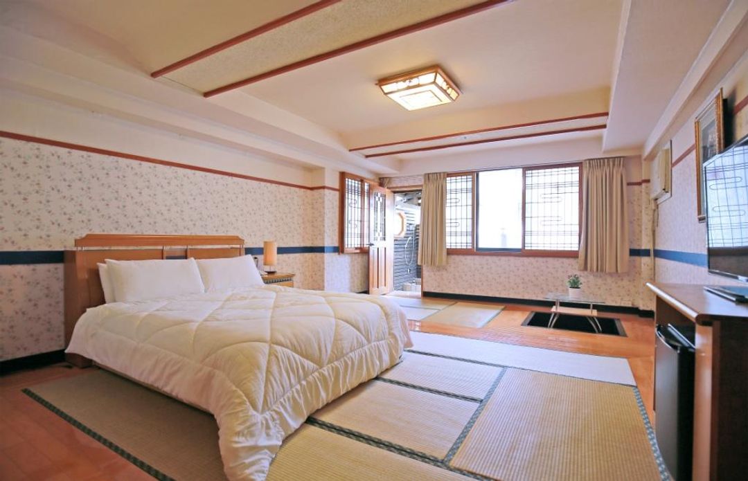 포에닉스 파빌리온 핫 스프링 호텔 Phoenix Pavilion Hot-Spring Hotel