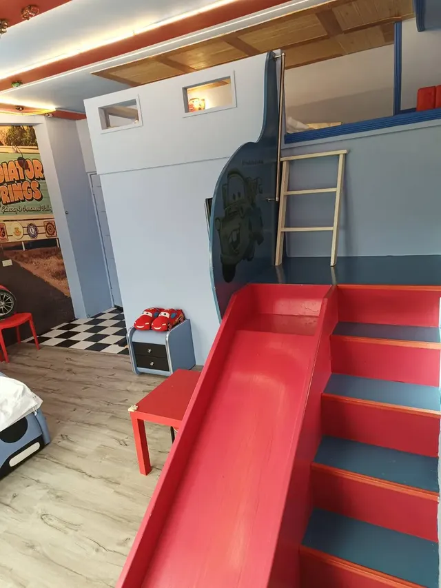 Alice theme bed-Lightning Car 2+2 Room-4