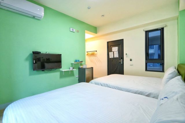 恆春小海豚民宿 | 可16-18人包棟-四房包棟(12人)-6