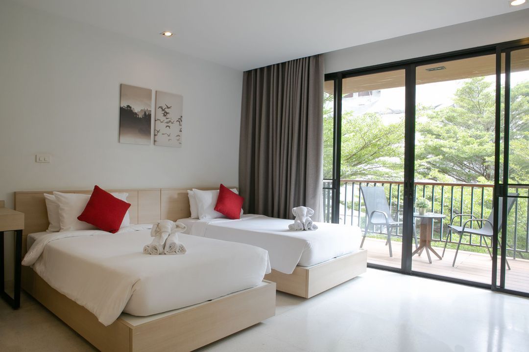 銀色棕櫚渡假村 (The Silver Palm Wellness Resort)