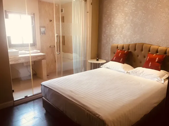 斯達薩榮酒店 (THE STAR OF SATHON)-標準雙人房 (Standard double room)-12