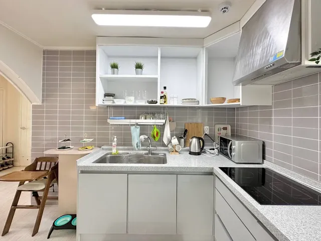 Teddy House-Accommodates 4-6 people-11