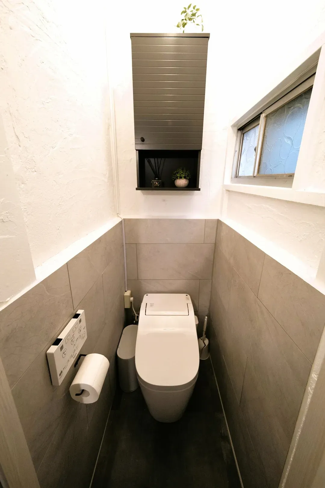 Just 2 minutes walk from Toritsu-Kasei Station! Direct access to Shinjuku in 20 minutes! A stylish entire house for rent