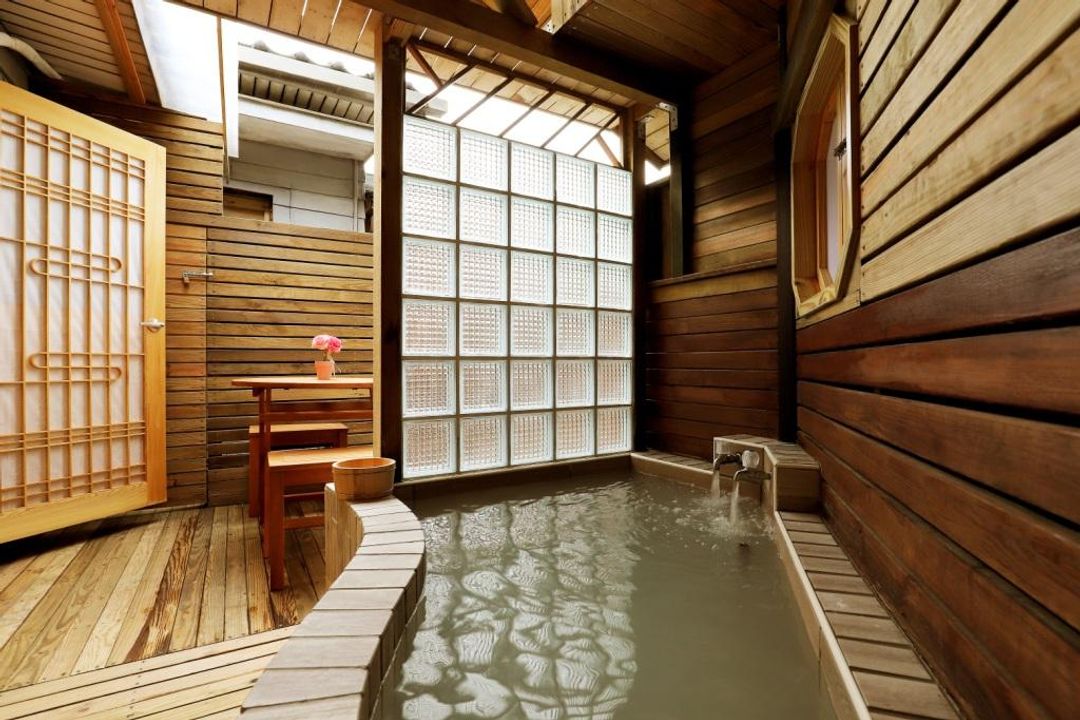 포에닉스 파빌리온 핫 스프링 호텔 Phoenix Pavilion Hot-Spring Hotel