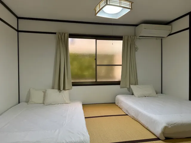 雙人床