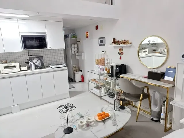 天使小屋｜近半月堂站 東城路商圈-2-4人入住 #1004-2