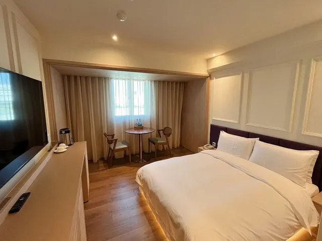 富王大飯店-豪華雙人房-含早餐-3