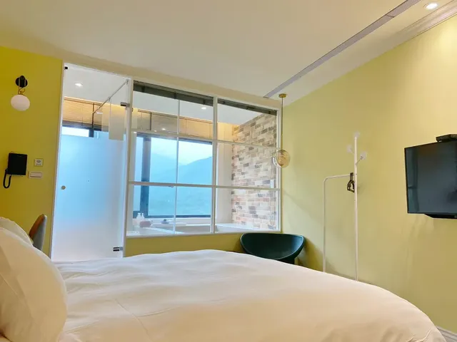 Wulai Rechange Hot Spring Homestay-Deluxe double room 206-6
