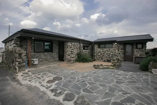 月汀小屋｜近月汀里海水浴場-包棟｜4人入住-1