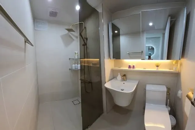 a clean bathroom