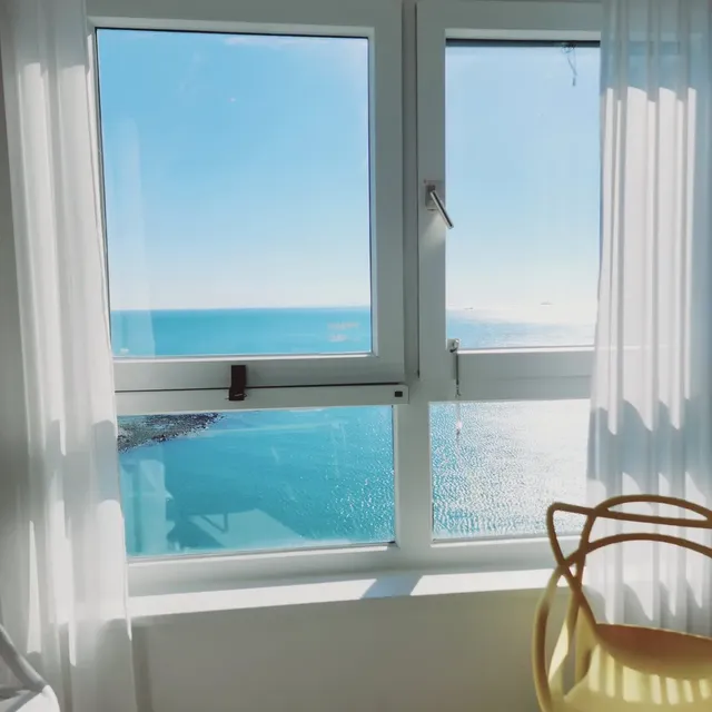 Sunrise view every morning is fantastic. Sparkling ocean waves, wide ocean view from the 28th floor