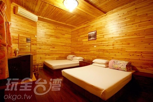 틴 푹 하우스 (Tin Fook House)-Quadruple Room (201,202, Quadruple Suite)-3