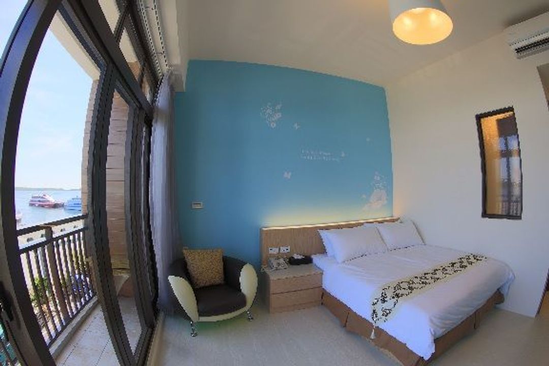 Lucky Seaview B & B