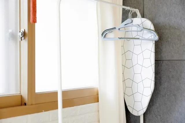 Room2, clothes hanger