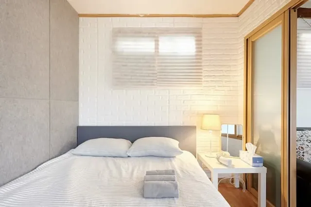 Room2