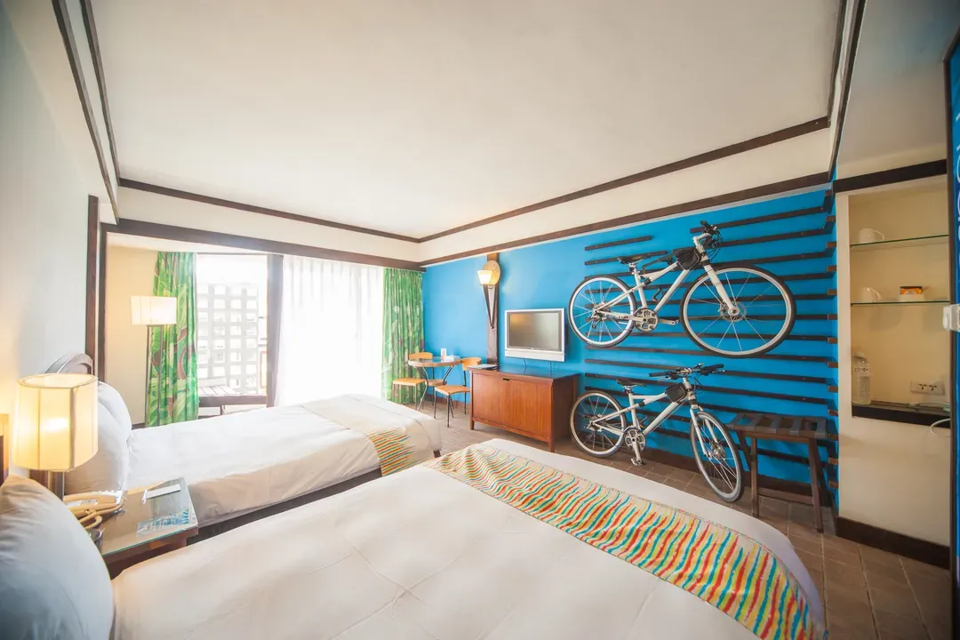 YOHO BEACH RESORT&CLUB