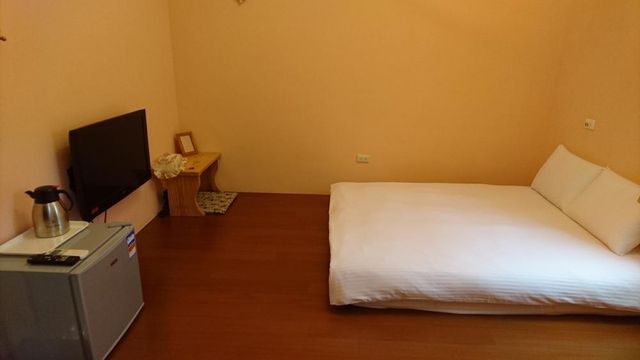 102寂靜雙人房(一樓)