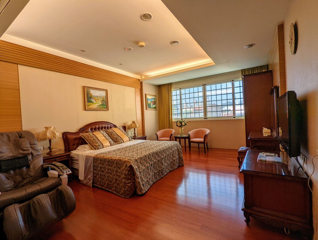 Champs Elysees Garden Resort