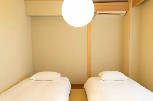 京都初音飯店｜清水五條站步行3分/五條站步行9分-榻榻米和室雙床房303-6
