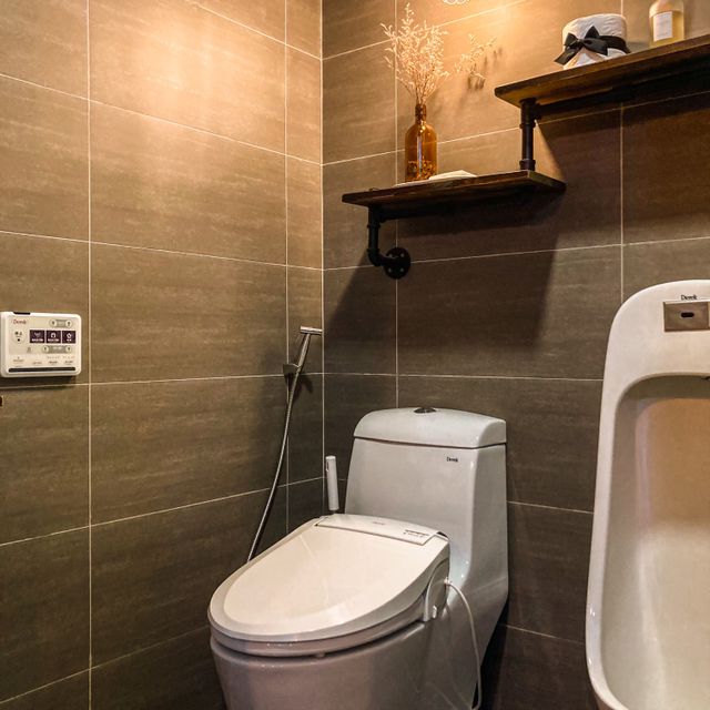 1F 廁所 Restroom