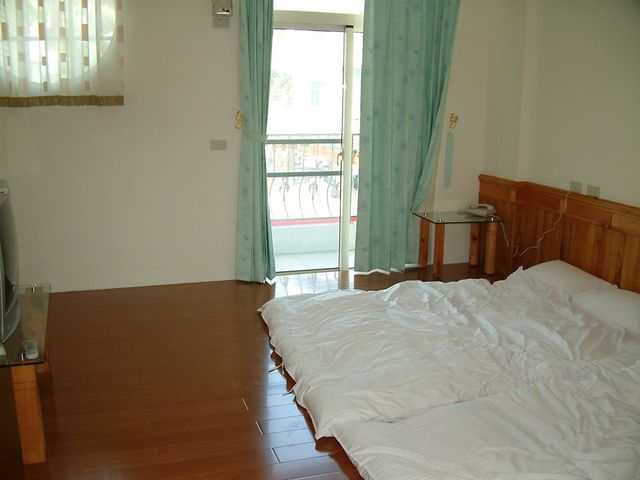 峰林山莊-和風四人房-4