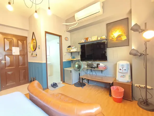 ❤一中安心租屋社❤有統編收據-大間星空6號雙人房【需走2層樓梯】●窗戶面向馬路.消防局-5