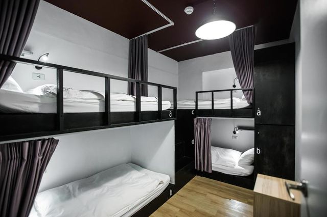 4-bed Female Dorm/4床女生間