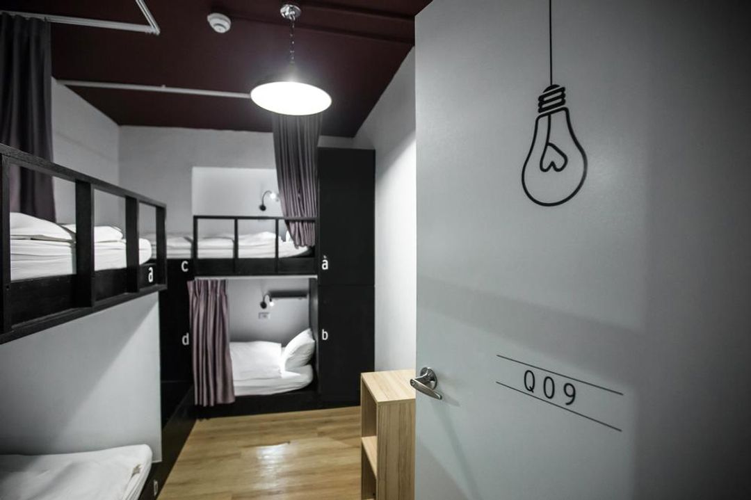 WE COME HOSTEL