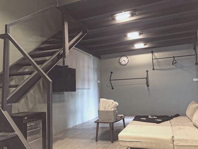 荷本設計空間｜高雄巨蛋-星巴克4-6人房-7