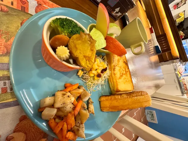 單房-現作早餐，包棟-外送排隊名店早餐。