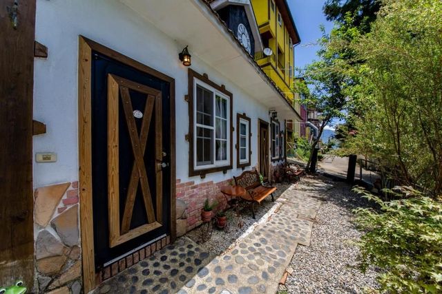 31 Homestay-Landscape Quadruple chalet-5
