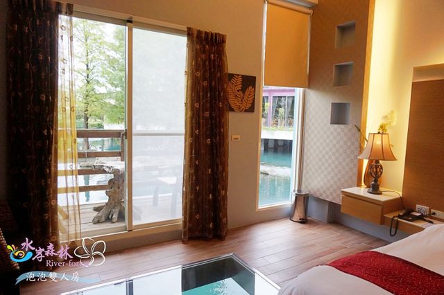 Waterfront Forest Recreation Farm-Bubble Double Room-6