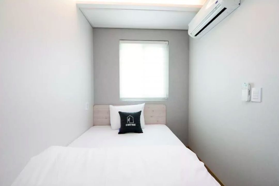K-GUESTHOUSE Premium Nampo 1