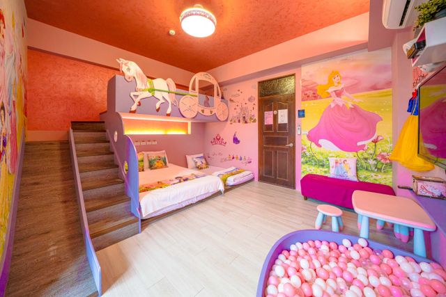 Han days B & B-Main Building - White Horse Princess Quadruple Room-2