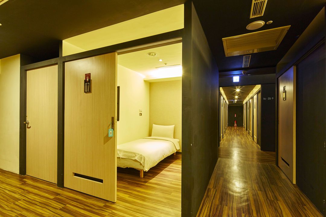Single inn 高雄林森館