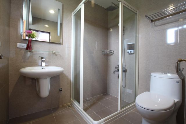 Yilan Pine Villa Homestay-Cabins family six rooms-2
