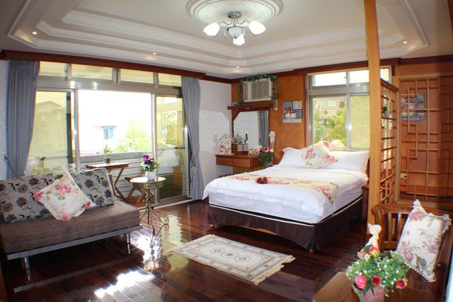 Yilan Pine Villa Homestay-Deluxe double room-1
