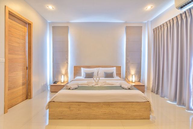 雷蒙納德普吉島酒店(Lemonade Phuket Hotel)-檸檬豪華房(Lemon Deluxe King bed -38sqm-)-1