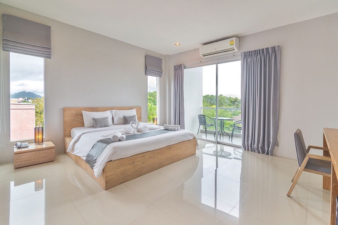 Lemonade Phuket Hotel