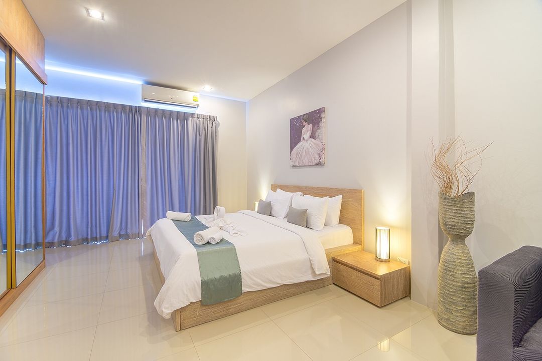 Lemonade Phuket Hotel