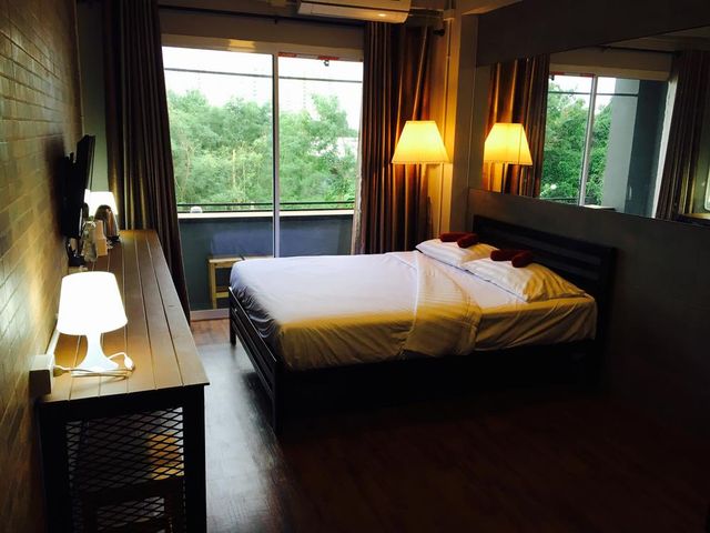 爆米花拉卡拉旅館 (Popcorn Ratchada House)-豪華雙人房(Deluxe Double Room with Private Shower )-7